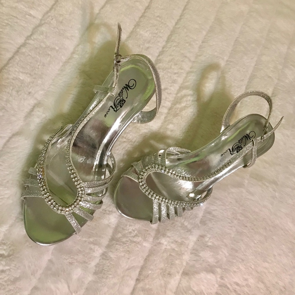 Wild Rose Silver sparkle open toe heels